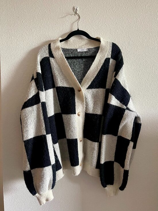 TALULAH Sweaters - Talulah Black and White Checkered Cardigan Sweater Women’s Medium M Knit